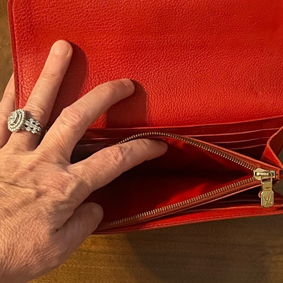 Louis Vuitton Scarlet Leather Wallet - Picture 5 of 7